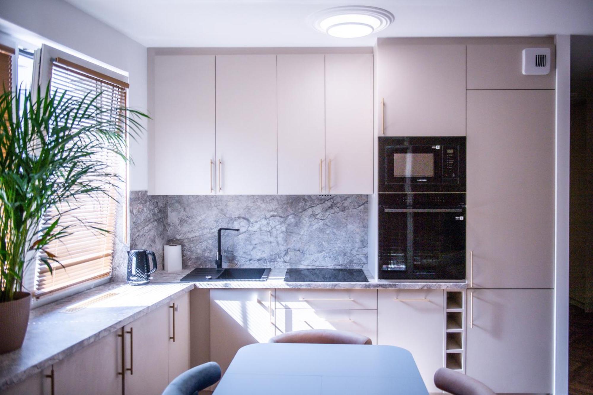 Apartament Mikolowska Z Balkonem Gliwice Luaran gambar